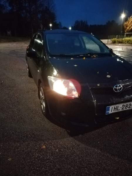 Toyota Auris Мянтсяля - изображение 2