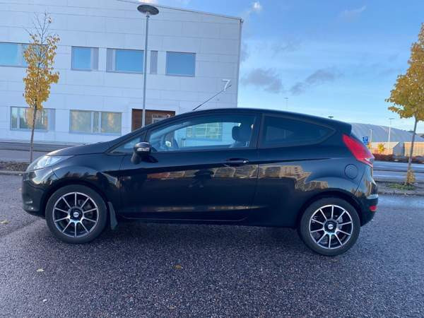 Ford Fiesta Нурмиярви - изображение 6