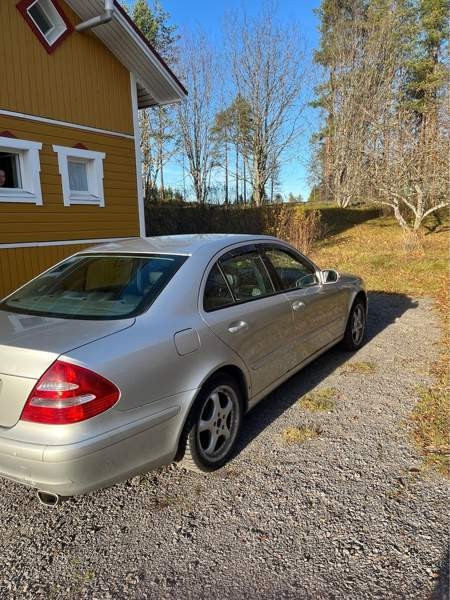 Mercedes-Benz E Raahe - valokuva 3