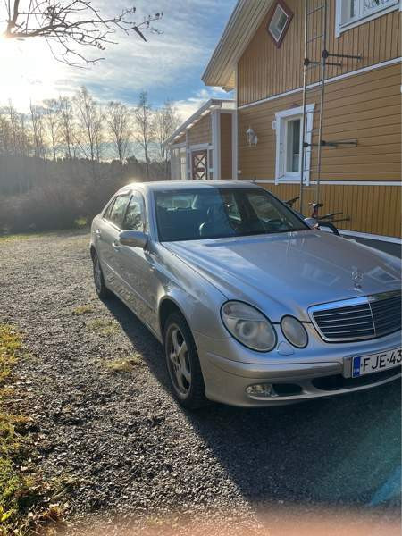 Mercedes-Benz E Raahe - valokuva 2