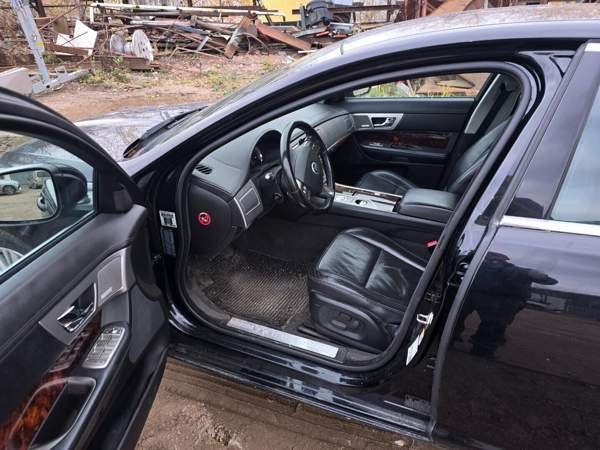 Jaguar XF Коувола - изображение 6