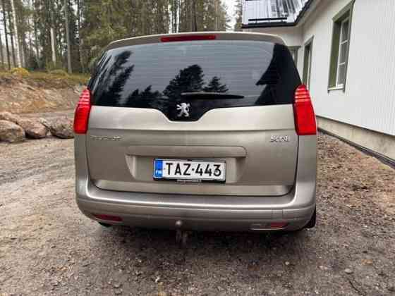 Peugeot 5008 Luga