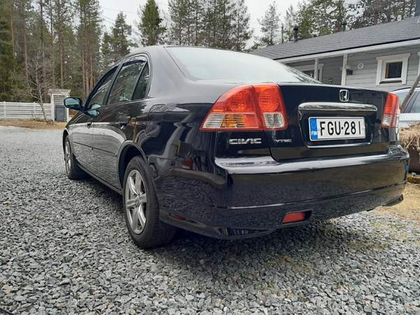 Honda Civic Kuusamo - valokuva 4