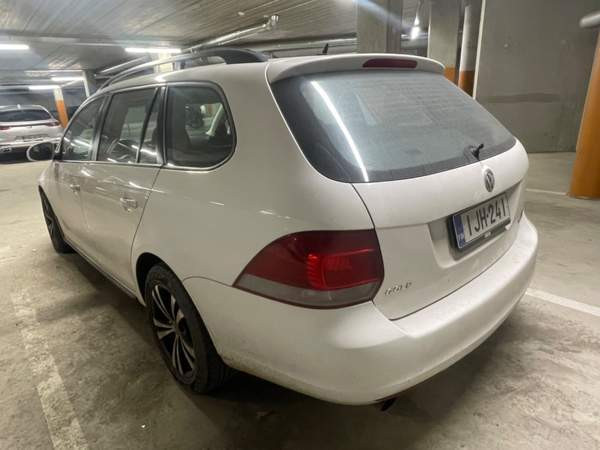 Volkswagen Golf Вантаа - изображение 4