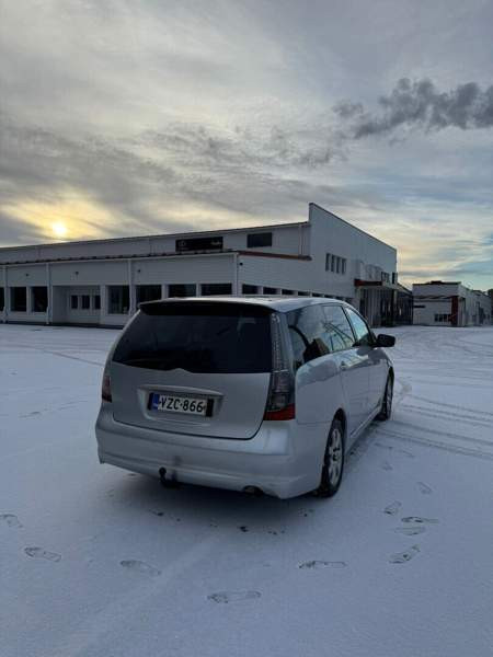 Mitsubishi Grandis Oulu - photo 6
