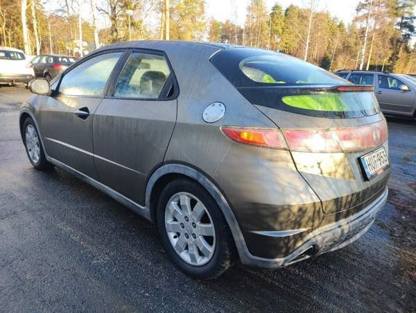 Honda Civic Vaasa - valokuva 2