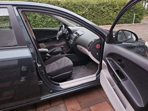 Kia Ceed Vantaa - valokuva 8