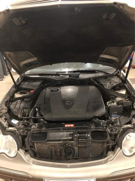 Mercedes-Benz C Alavieska - valokuva 8