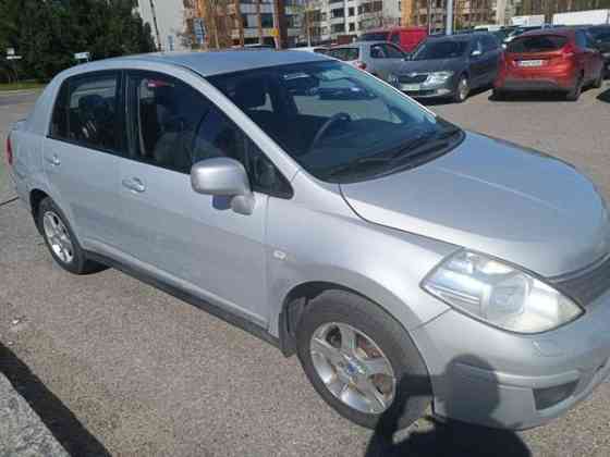 Nissan Tiida Helsinki