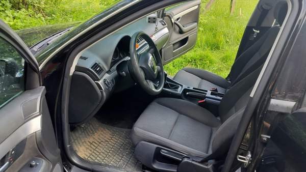 Audi A4 Luga - valokuva 6