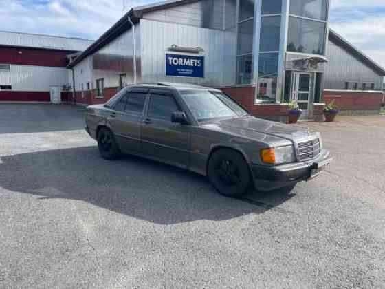 Mercedes-Benz 190 Tornio