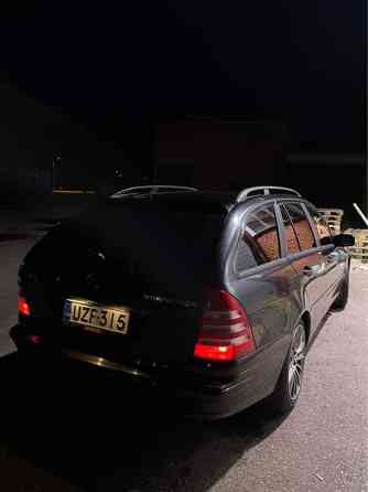 Mercedes-Benz 180 Nivala