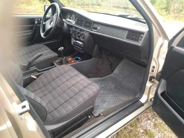 Mercedes-Benz 190 Toivakka - изображение 4