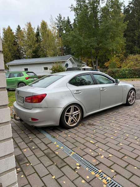 Lexus IS Варкаус - изображение 4