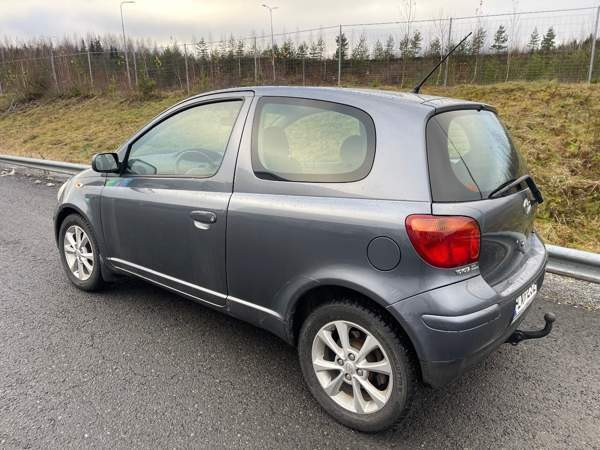 Toyota Yaris Lempaeaelae – foto 5