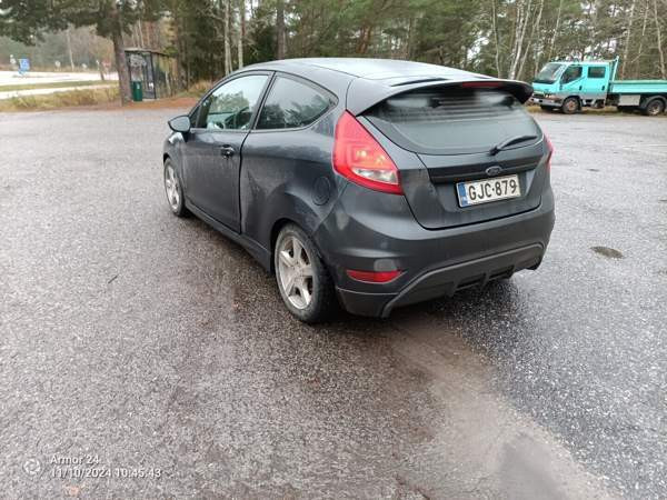 Ford Fiesta Naantali - valokuva 3