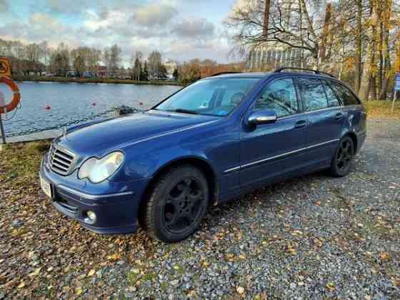 Mercedes-Benz C Macau
