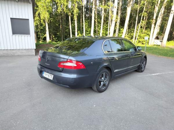 Skoda Superb Lappeenranta - valokuva 4