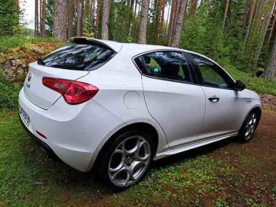 Alfa Romeo Giulietta Ugleural'skiy