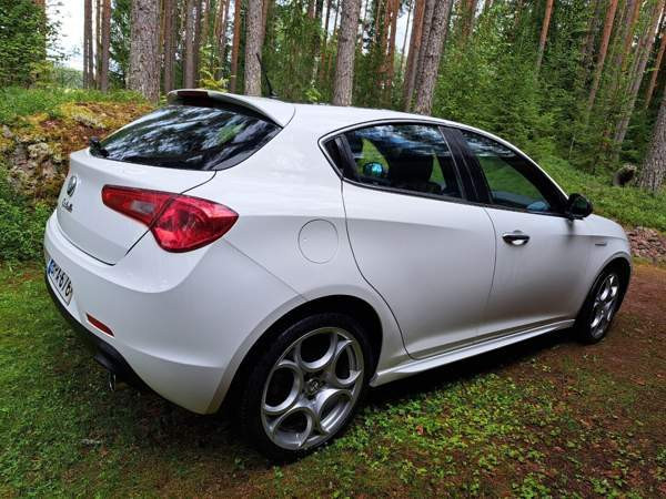 Alfa Romeo Giulietta Ugleural'skiy – foto 2