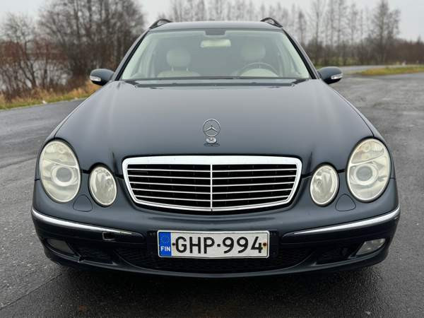 Mercedes-Benz E Торнио - изображение 8