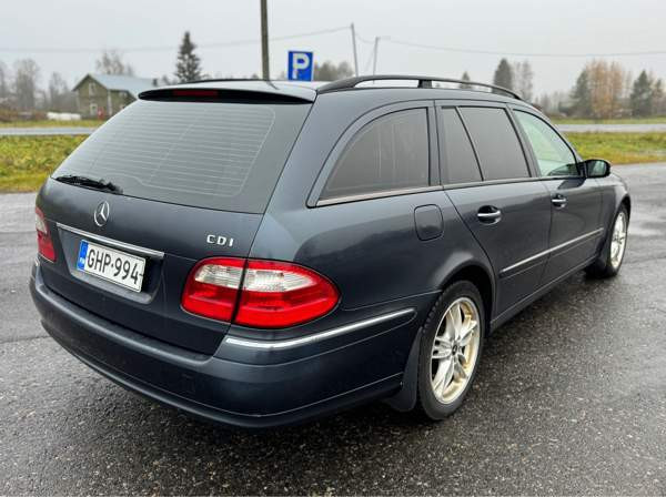 Mercedes-Benz E Торнио - изображение 5