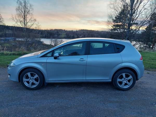 Seat Leon Sastamala - valokuva 8