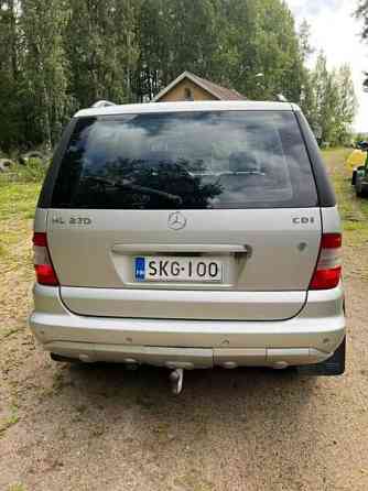 Mercedes-Benz ML Ilmajoki