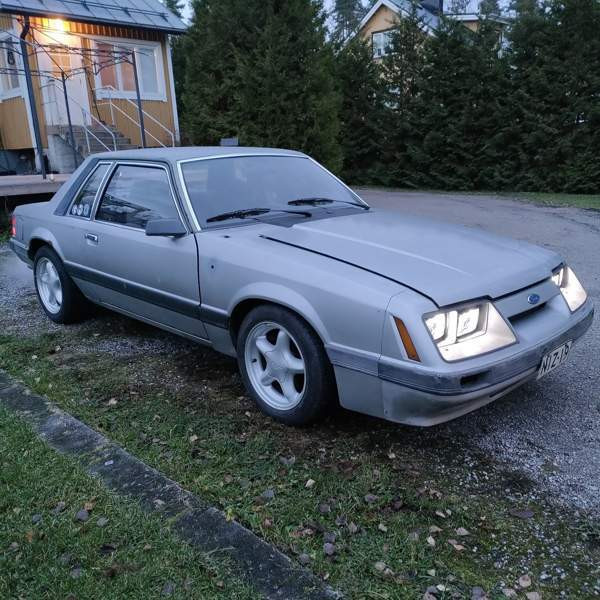 Ford Mustang Äänekoski - valokuva 4