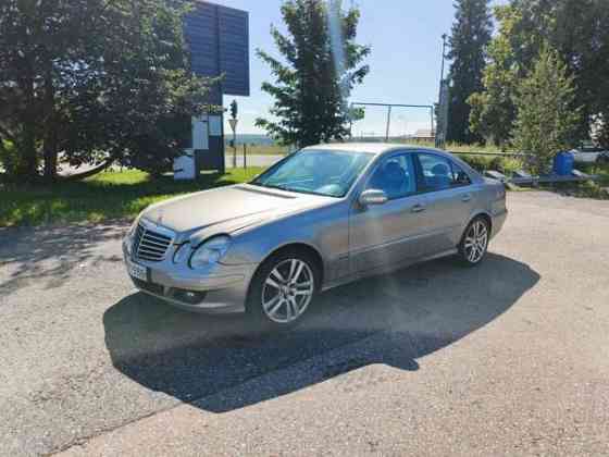 Mercedes-Benz E Jokioinen