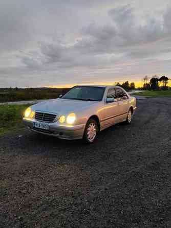 Mercedes-Benz E Isojoki