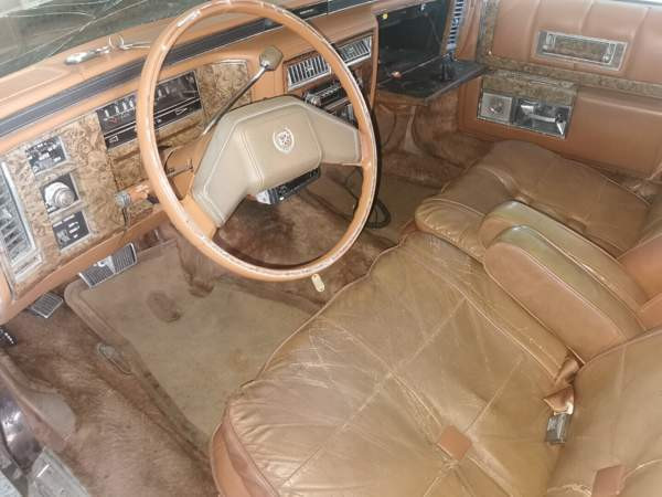 Cadillac Fleetwood Pertunmaa - valokuva 4