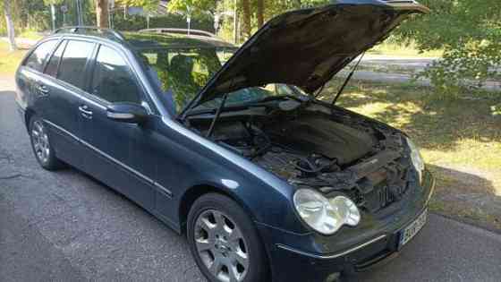 Mercedes-Benz 220 Turtkul