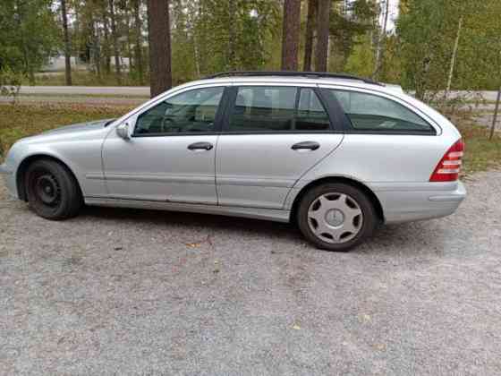 Mercedes-Benz 220 Sarov