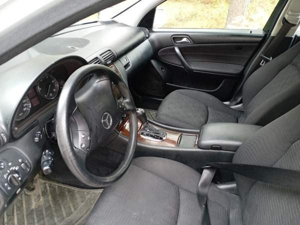 Mercedes-Benz 220 Sarov – foto 8