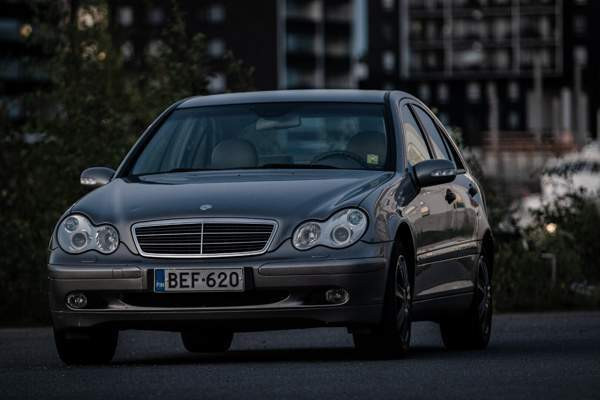 Mercedes-Benz C Оулу - изображение 1