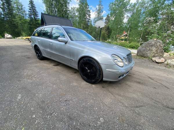 Mercedes-Benz E Vihti - valokuva 3