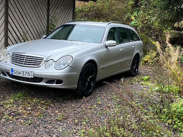Mercedes-Benz E Vihti - valokuva 1