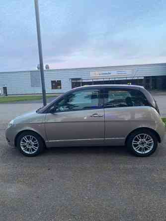 Lancia Ypsilon Вантаа