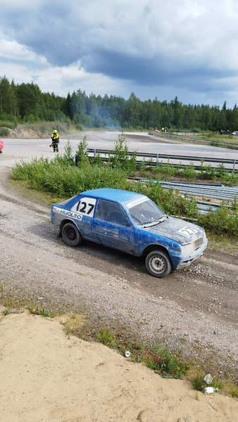 Peugeot 309 Joensuu - valokuva 1