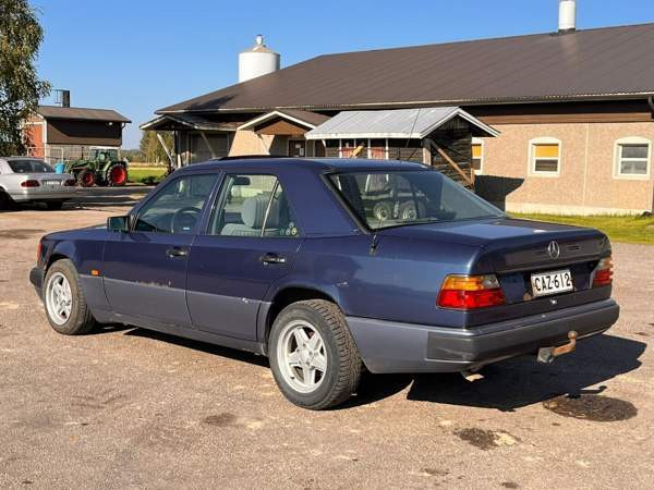 Mercedes-Benz 250 Haapajärvi - изображение 4