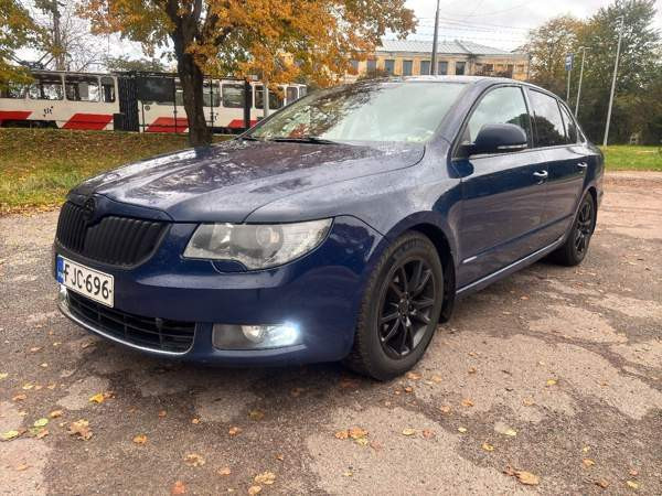 Skoda Superb Вантаа - изображение 2