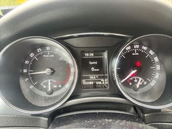 Skoda Superb Вантаа - изображение 7