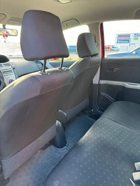 Toyota Yaris Kuopio - valokuva 8