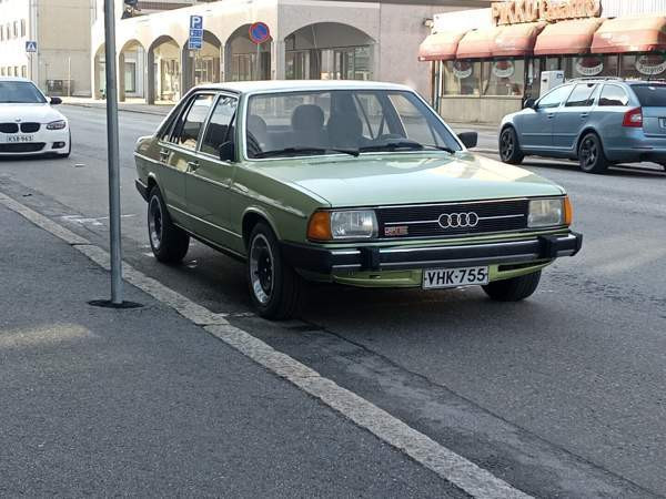 Audi 100 Вааса - изображение 1