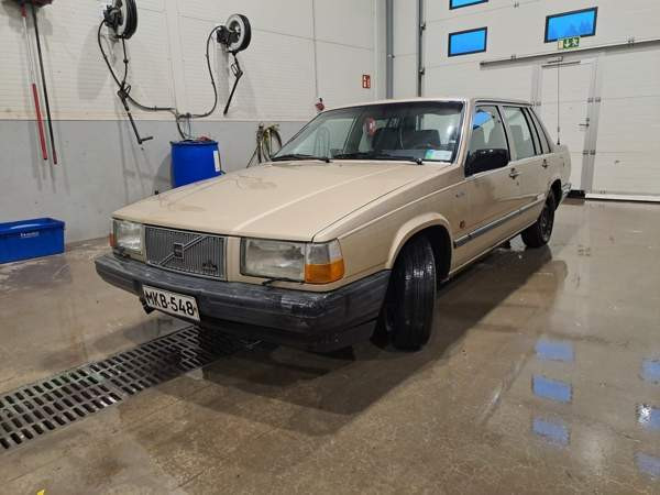 Volvo 740 Hyvinkää - valokuva 1