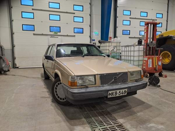 Volvo 740 Hyvinkää - valokuva 2