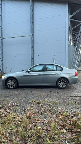 BMW 318 Turtkul - valokuva 3