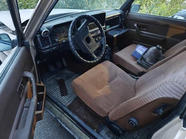 Volvo 242 Лохья - изображение 4