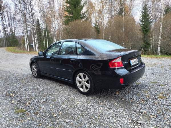 Subaru Legacy Mikkeli - valokuva 1